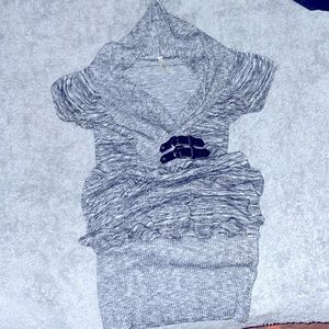 🥶🔵💙BELLA D. Size small. Dress for winter. Lovely around the neck. Color grey